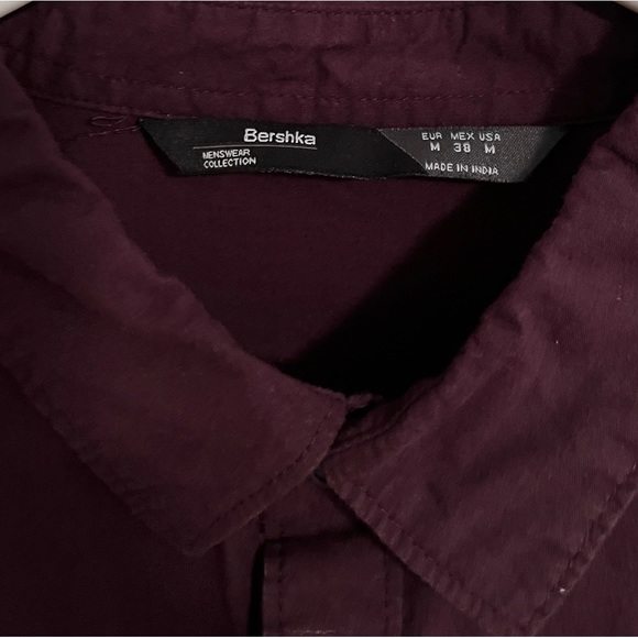 Bershka medium button down - Picture 2 of 3